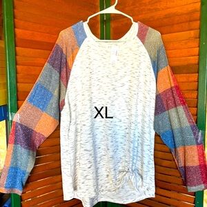 Colorful Plaid Sleeve Raglan Top - XL